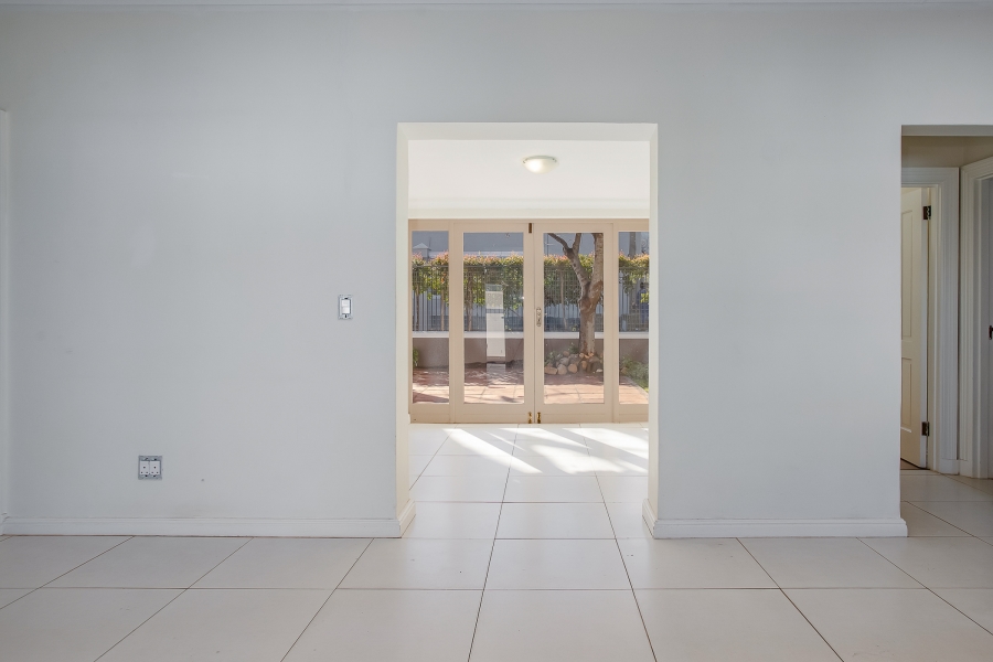 To Let 3 Bedroom Property for Rent in Franschhoek Western Cape